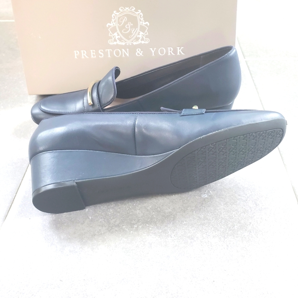 New, Never Worn Woman Shoes